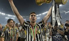 法甲赛前走向成谜；尤文图斯状态回暖；球迷炸锅；更衣室氛围转暖的简单介绍-九游会登录网页