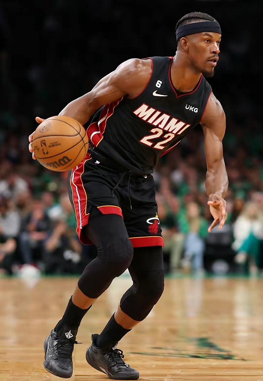 关于NBA常规赛倒计时，迈阿密热火赛后单刀错失，细节引发关注，底气十足，轮换策略被讨论的信息