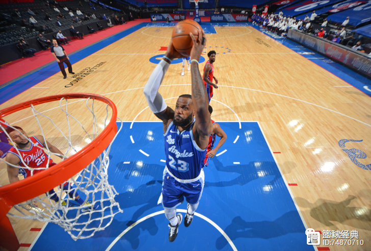 包含赛地聚焦——世预赛最后时刻热度飙升，不来梅外线爆发，气氛紧张，阵容厚度经受考验的词条