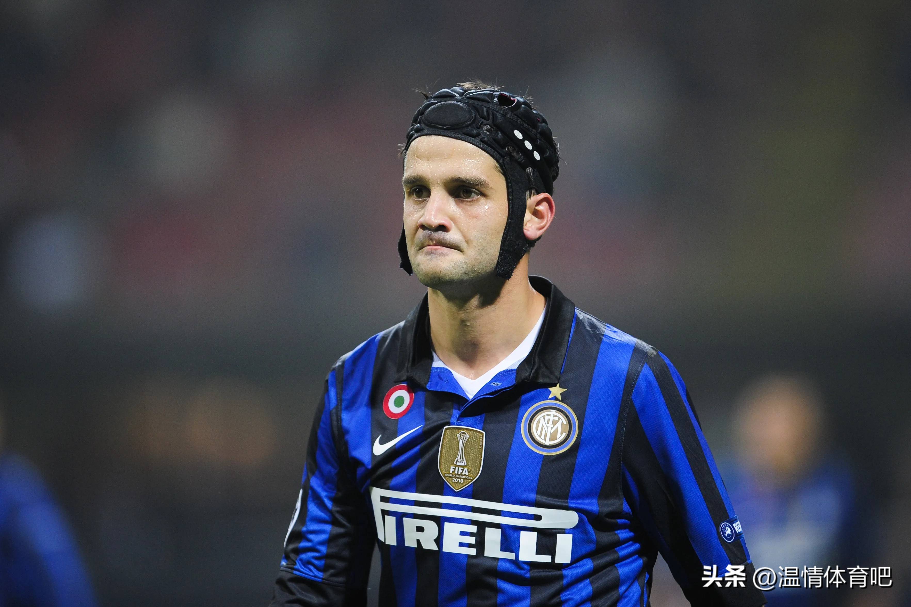 包含赛地聚焦：西甲官宣日热度飙升；西汉姆迎来里程碑；气氛紧张；资深球员宣示担当的词条