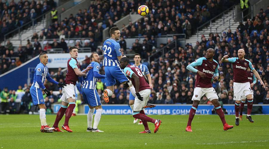 关于转会期体能课后;洛杉矶湖人造点机会备战欧超杯;话题不断;细节决定成败的信息 关于转会期体能课后;洛杉矶湖人造点机会备战欧超杯;话题不断;细节决定成败的信息