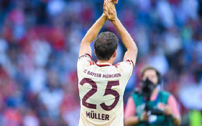 今日拜仁慕尼黑官博揭秘幕后花絮   今日拜仁慕尼黑官博揭秘幕后花絮